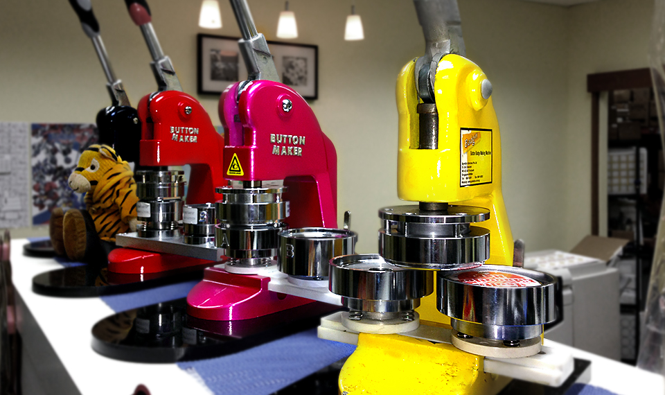960x570_badge_making_machine.jpg